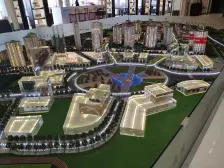 国企新小区,户型方正,轻轨旁,交通便利,自持物业