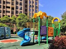 龙华云锦 4室2厅 南