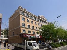 三楼标准侧户房龄新没大税没抵押空出随时腾房