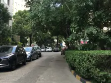 内环内全明户型电梯中区大三房,单价很低还可以谈,车位充足