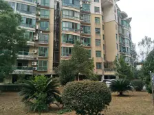 星加坡花园 大4房 中间楼层 小区已改造 环境好