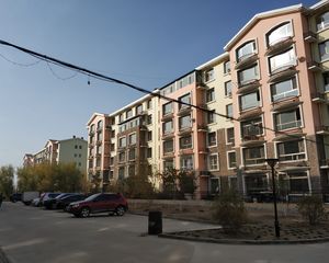 精装两室南北格局中间楼层拎包入住可以贷款