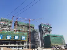 海关近地铁口 大落地窗 三室户型