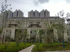 电梯房,主卧朝南,交通便利,环境优美,精装好房