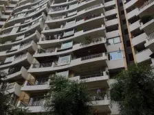 凤天路 天骄年华四房183万