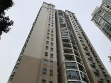 内环内电梯房 视野好 租售比高 单价可