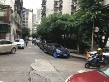 步行街商圈+轻轨门口+双珊瑚+大社区+诚心出售,有电梯