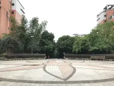 万达旁正规三房 精装 临步行街 生活便利