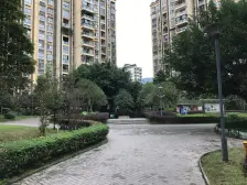 城南新区 新城国际二房102万