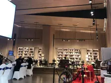 中 央 公园一环 万科品质精装房 业主诚心出售