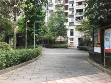 南坪商圈+正规方正+户型方正+配套齐全