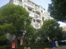 临湖电梯洋房,湖风轻拂,私藏一片静谧