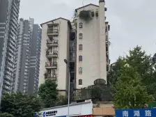 四公里骏逸蓝山电梯洋房顶跃,带双露台,全中庭精装修