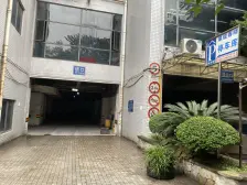 大社区,小区环境好,近轻轨,配套实施齐全