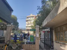 小区中间位置安静,全明户型,诚意出售