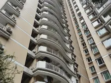 华宇广场二期带阳台户型4室