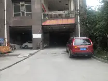 南滨路 正规4房 带楼上100平花园, 独立花园