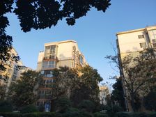 中原万达旁,单价五千多买2004年的房子,配套成熟