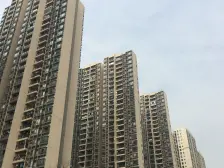 富力城河畔里装修一房,拎包入住