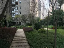 此房满两年,业主诚心出售,富力城正三房