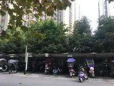 大学城 富力城河畔里一房73万