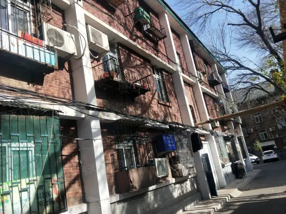 跃进里小区