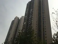 高新区正规一室一厅,户型方正,配套城市,出行便利