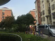 一梯一户 健身楼层 近地铁 户型通透