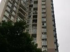 石马河 菲尔小城四房160万