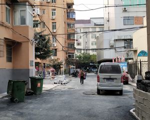 人民巷21号3室2厅南