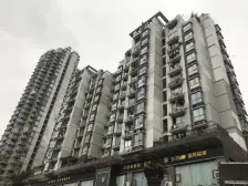 户型方正,住家装修大两房,带车位出售,拎包入住