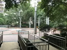 杨家坪步行街轨道站精装三房 出入方便 适合居家