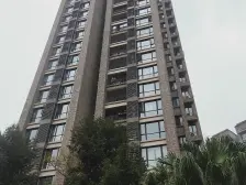 龙头寺 天江鼎城雅园四房175万