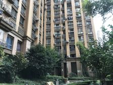 朗基龙堂4室1厅东南