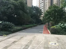 富力城小区,视野开阔,配套成熟,离轻轨站近