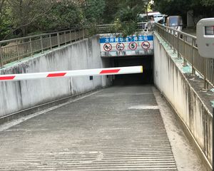 北京东路地铁口水岸菁华精装三房房型方正中间楼层