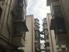 内环内,连体大阳台,得房率80以上