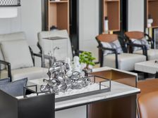 华新南试验中旁大型小区付公摊毛坯4房