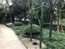 四公里双轻轨,朝中庭安静交通便利,正规三房阔景阳台