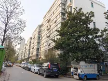 此房满五不唯一,不临路不临街采光好,双气中装大两房