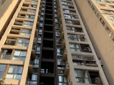 石桥铺 华宇时代星都三房88万