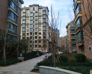 多层3楼,昌大开发建设,管理很好,公摊小,户型方正