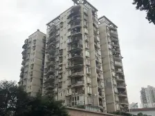 业主自住精装修一室,户型方正,采光好,交通便利