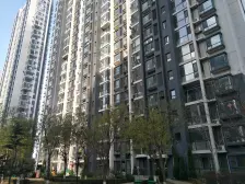 视野宽阔,采光充足,一室精装修,拎包入住