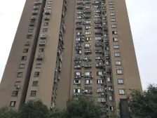 高铁东站,河畔公园,地铁两房,拎包入住,轻轨旁