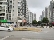 幸福未来花园122平3加1 自住装修 位置楼层佳