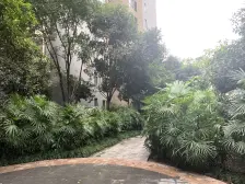 动物园旁2015年次新小区 拎包入住,视野采光好