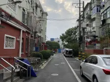 南北边套的两房,位置好采光佳,配套齐全,业主诚售