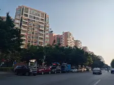 南向大三房 高楼层 长阳台 视野好 无欠款