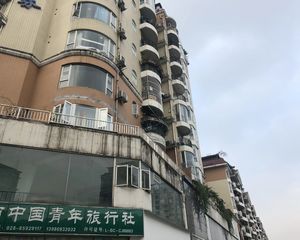 名人苑4室2厅南北